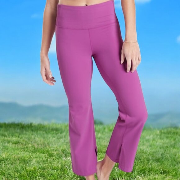 NWT Athleta Barre Kick Flare Pant in Dark Violet Blush XS - Picture 1 of 8